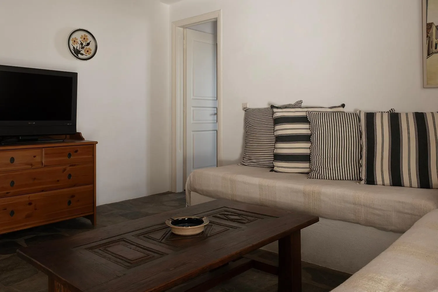Two Houses Lighthouse Apartment Fanari  Ferienhaus