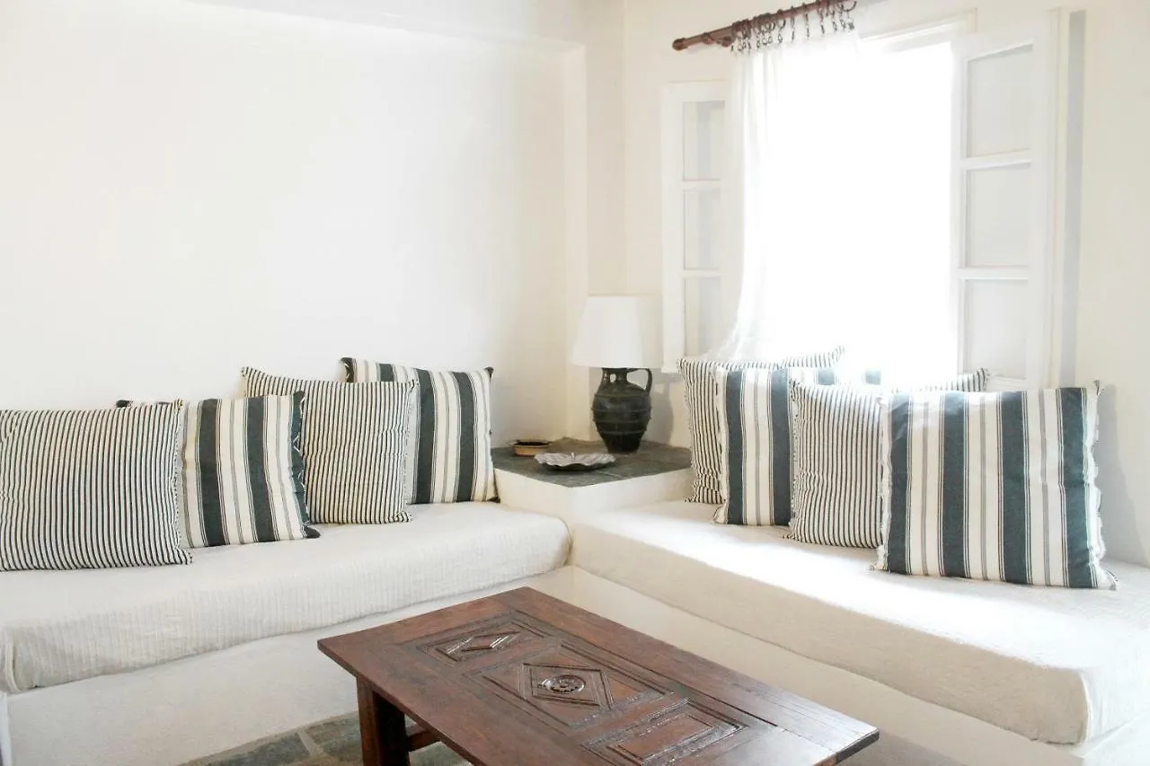Two Houses Lighthouse Apartment Fanari